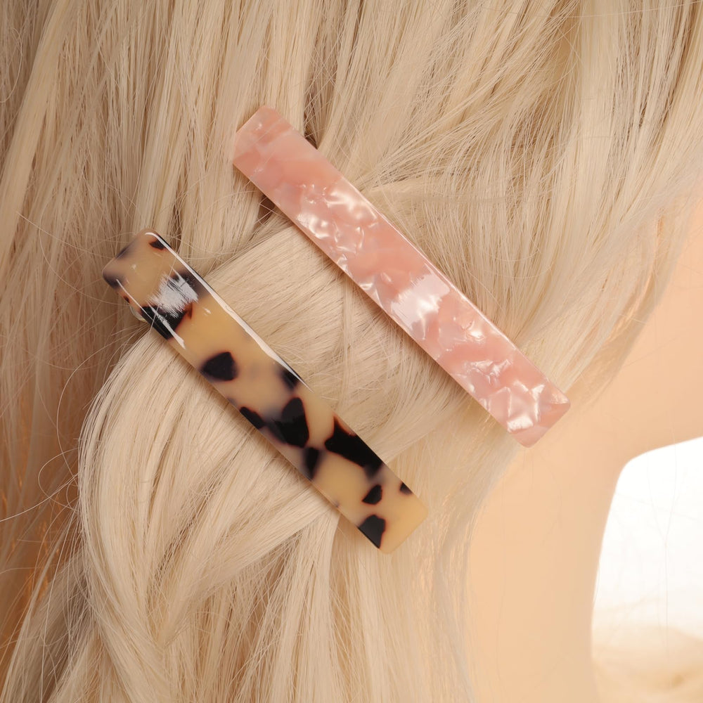 Fumwase shell clip in toffee with subtle shimmer for daily elegance