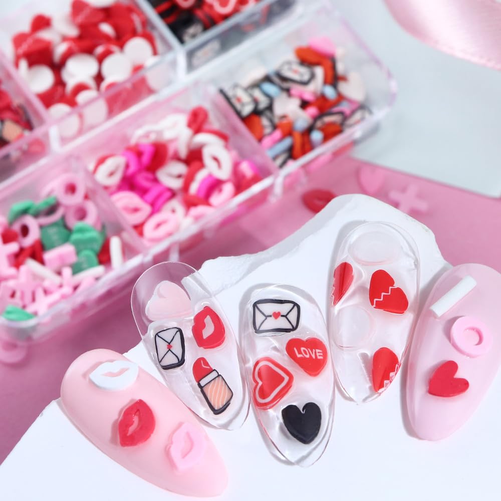 Furimuk detalles dulces para uñas, tono festivo y juguetón.