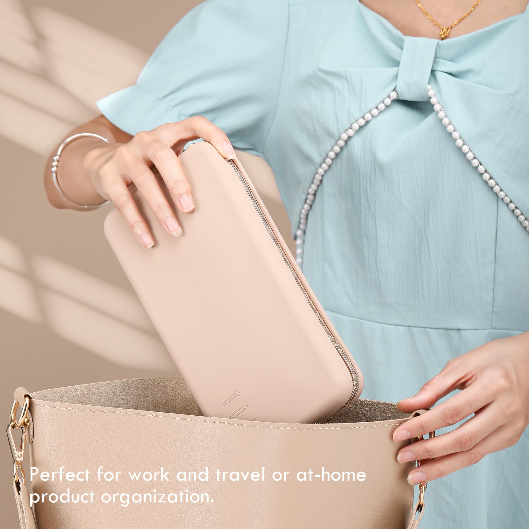 FVION zipper brush bag is a practical gift for travelers and beauty fans.