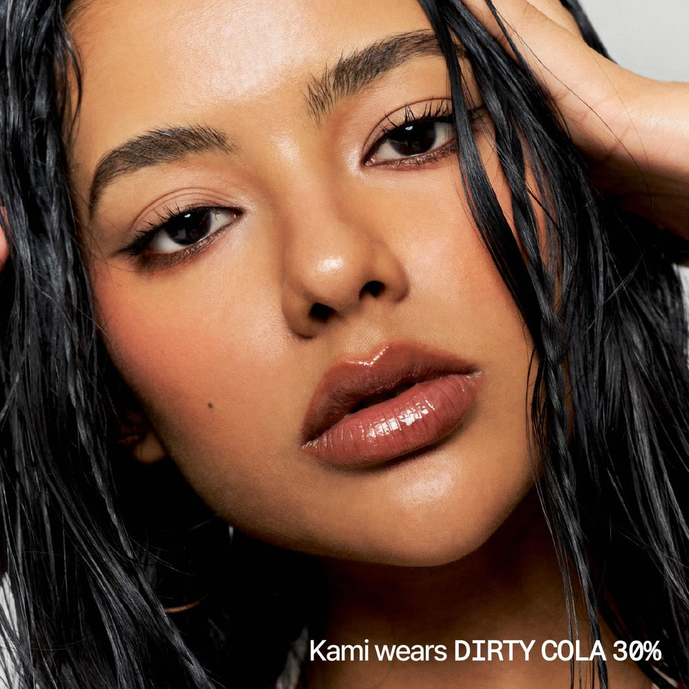 Fwee 3D Volume Gloss high-shine lips with weightless, comfortable wear.