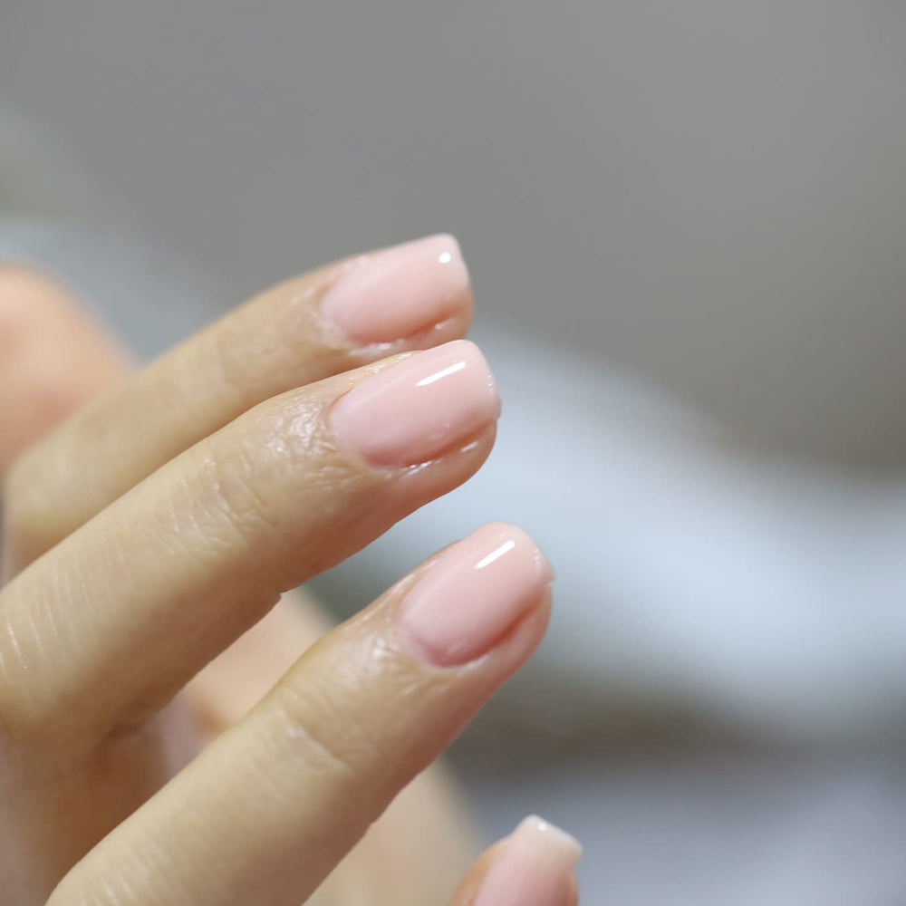 Soak-off gel polish for easy removal when ready