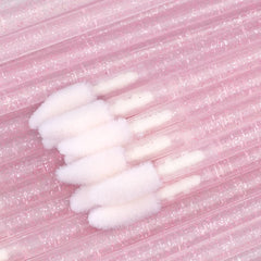 G2PLUS crystal-handle lip applicator offers smooth color coverage