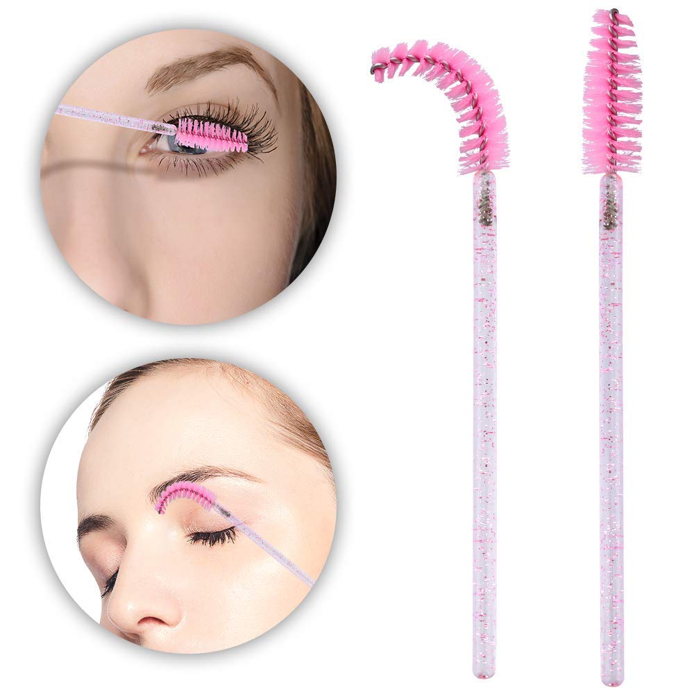 G2PLUS multi-use brush doubles as eyebrow comb for groomed brows