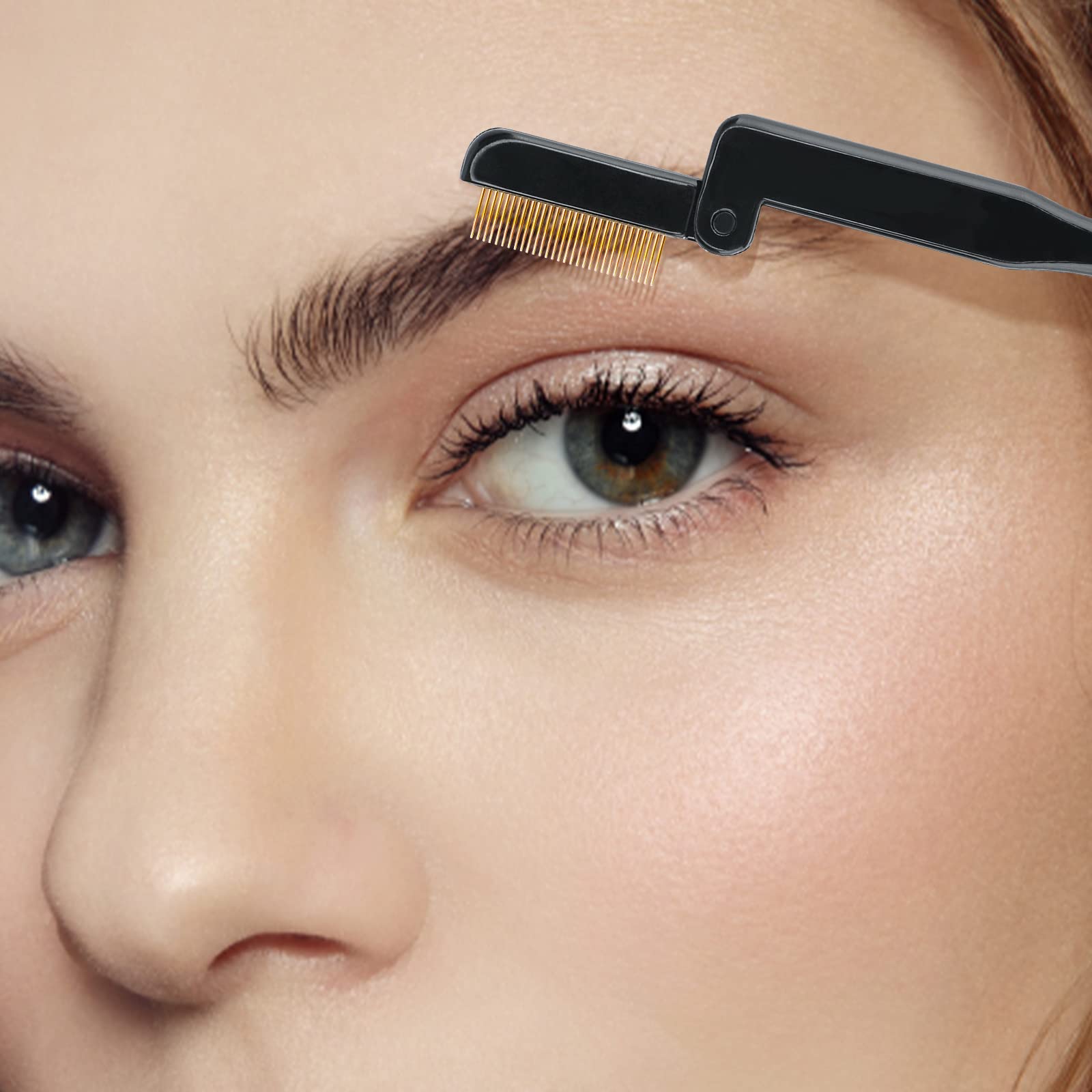 G2PLUS eyelash comb rounded head minimizes eye irritation during use.