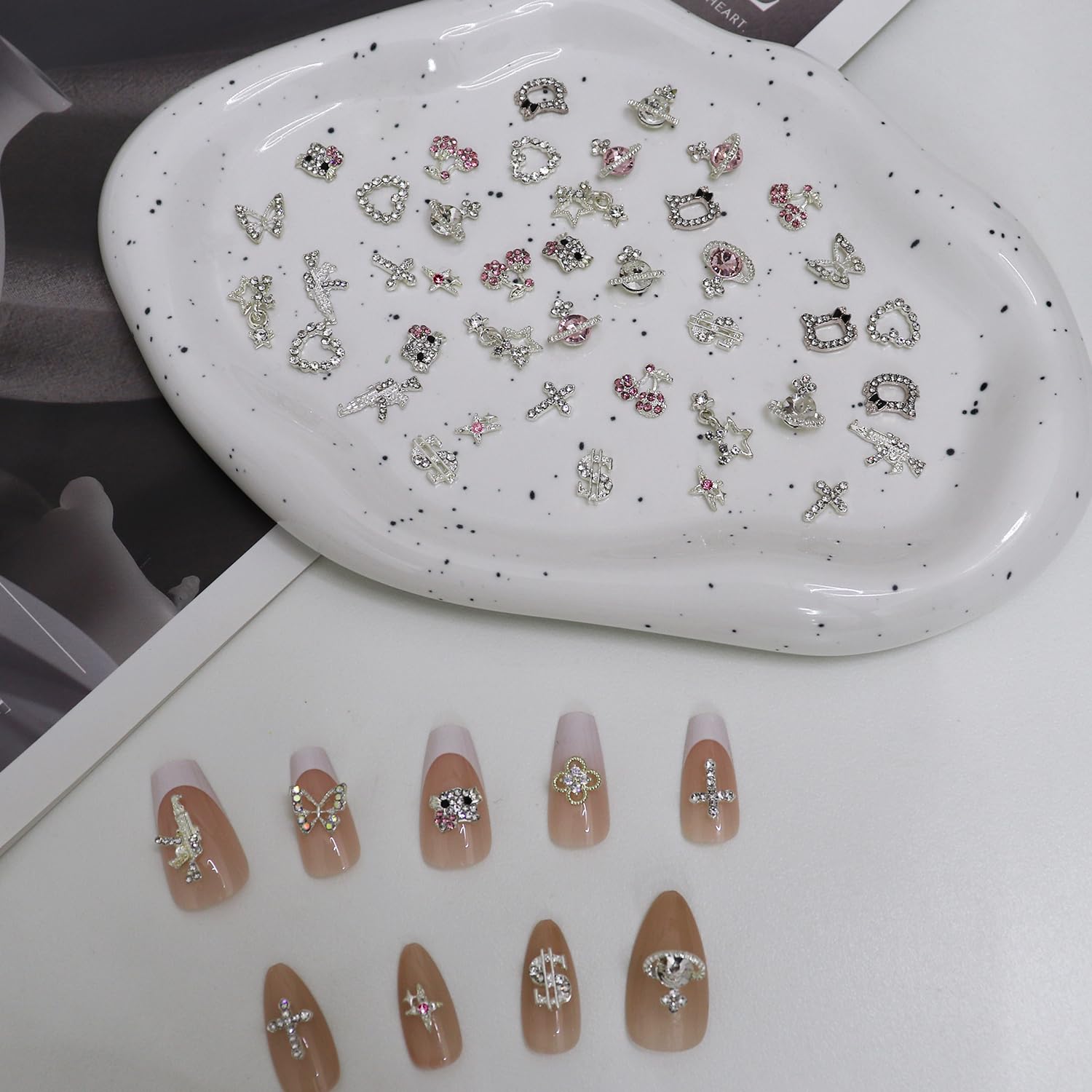 Ganepwns curved-back design ensures quick, secure application on nails