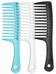 GAONSWOE wide tooth comb front view for gentle detangling and smooth hair glide.