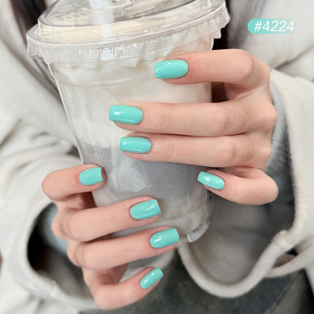 GAOY base coat bottle supports lasting wear and smooth color application.