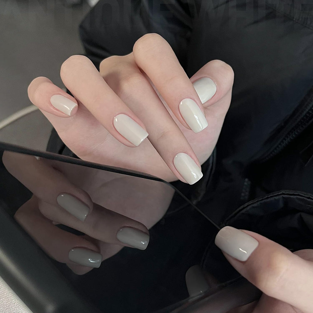 GAOY gel nail polish lasts up to 4 weeks with proper base and top coat.