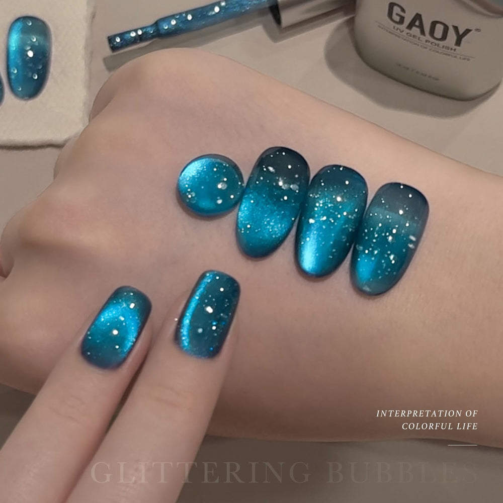 GAOY cat eye magnet included with the gel nail polish for patterning