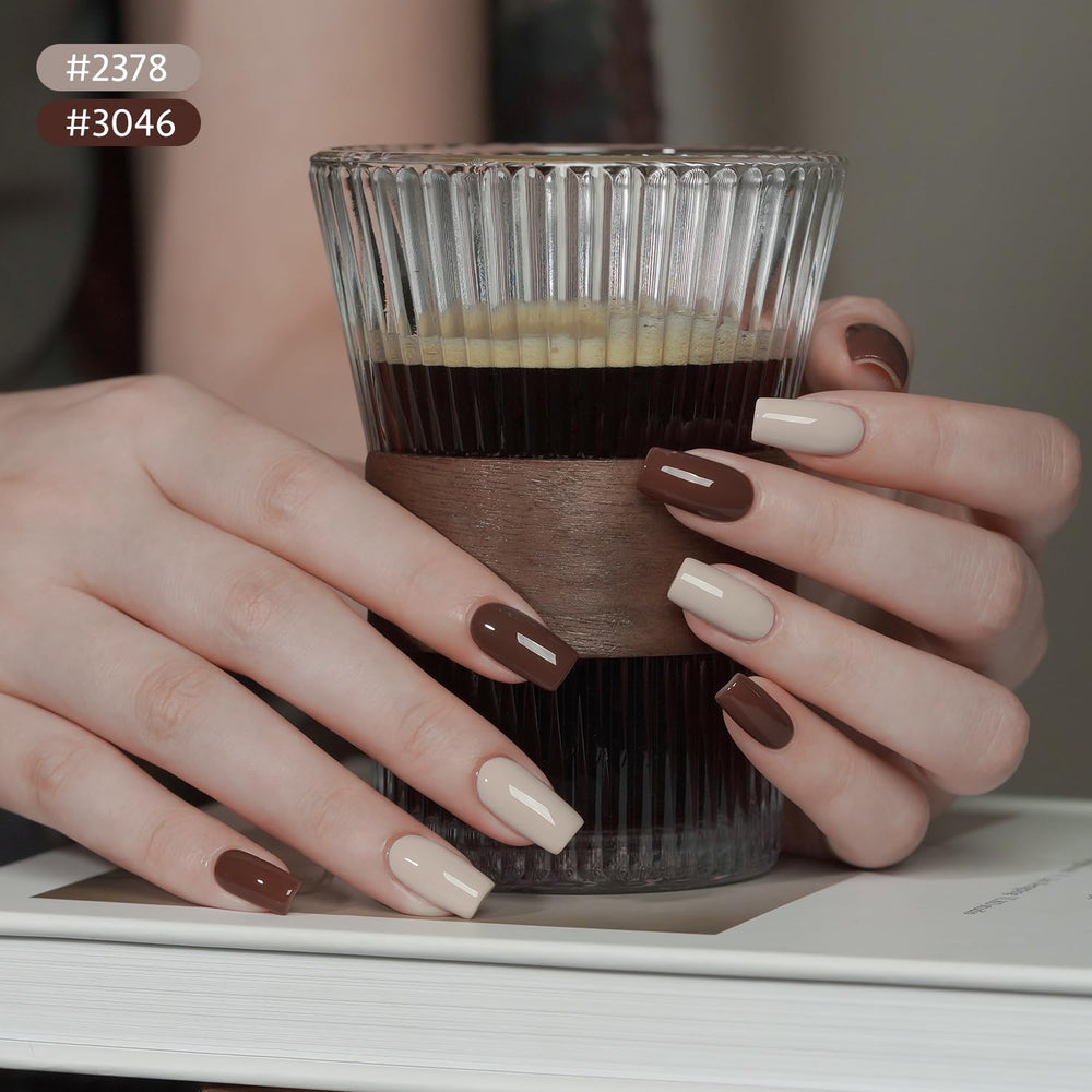 GAOY caramel gel polish bottle in warm tone for versatile nails.