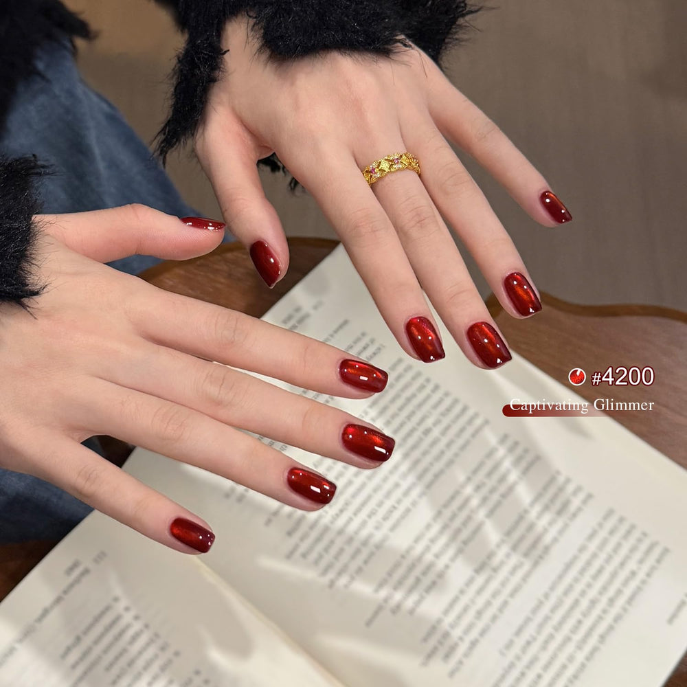 GAOY Cat Eye magnet included for versatile at-home nail art