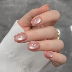 GAOY gold holographic gel polish delivers radiant, eye-catching accents
