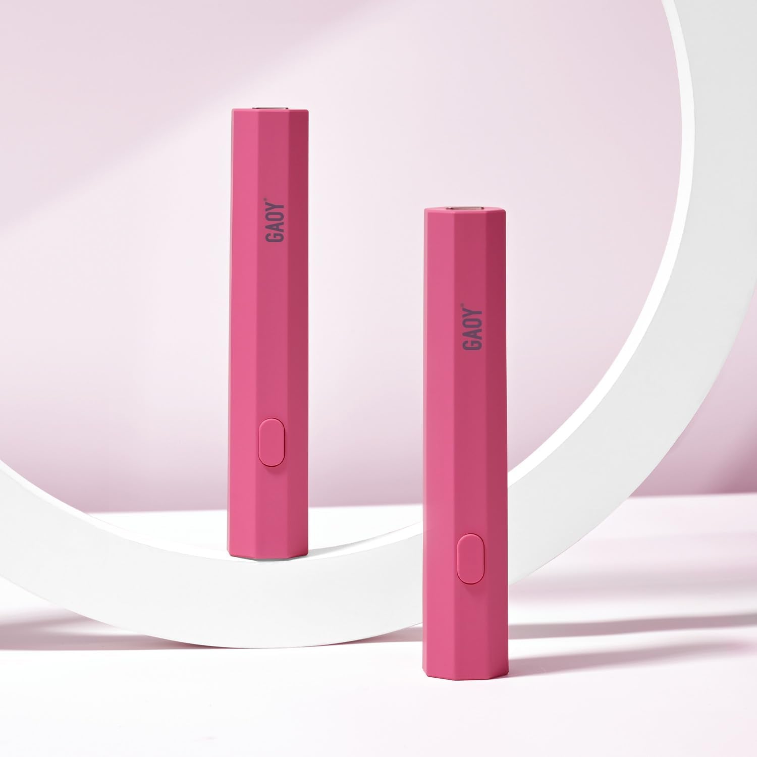 GAOY handheld UV light nail lamp for quick, even gel curing in the home