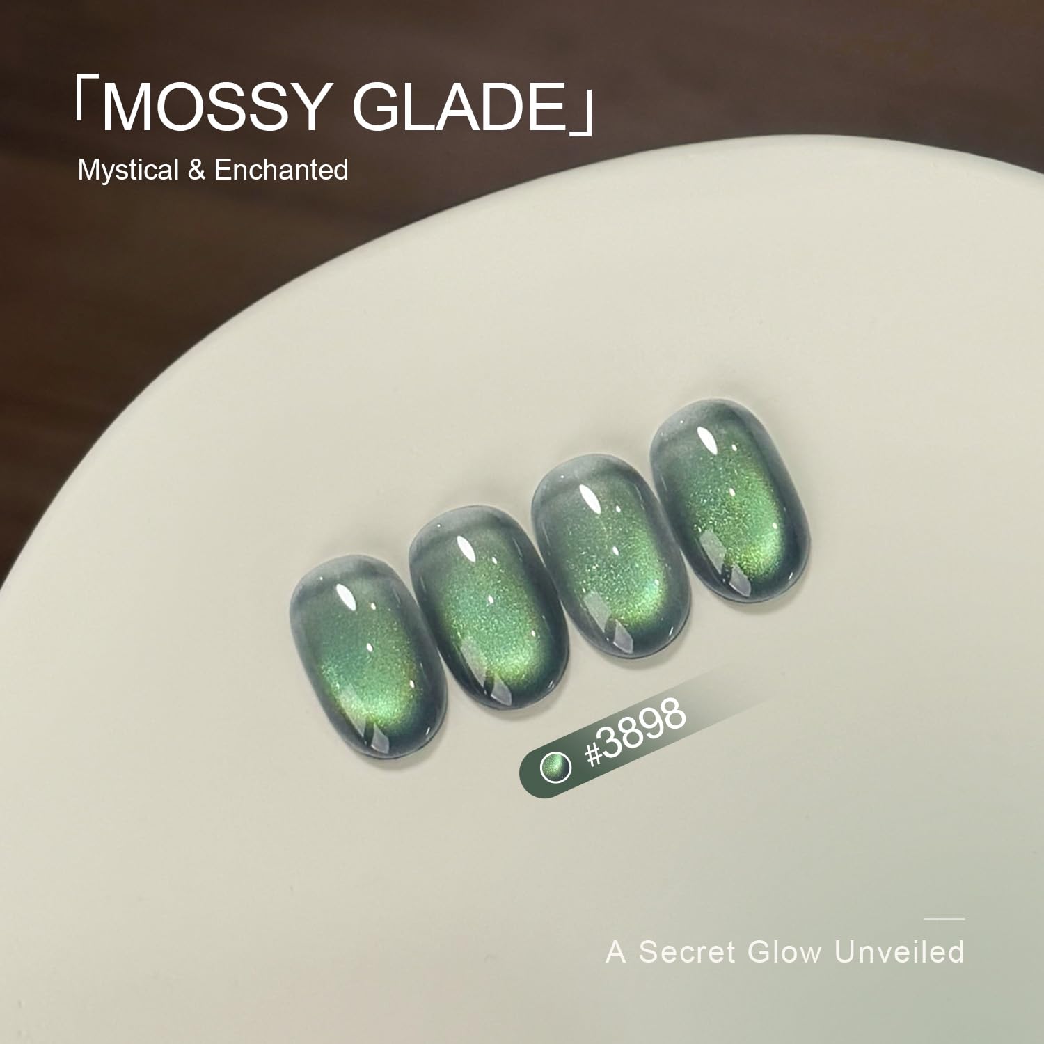 GAOY UV curing for 60 seconds locks in the cat-eye shine.