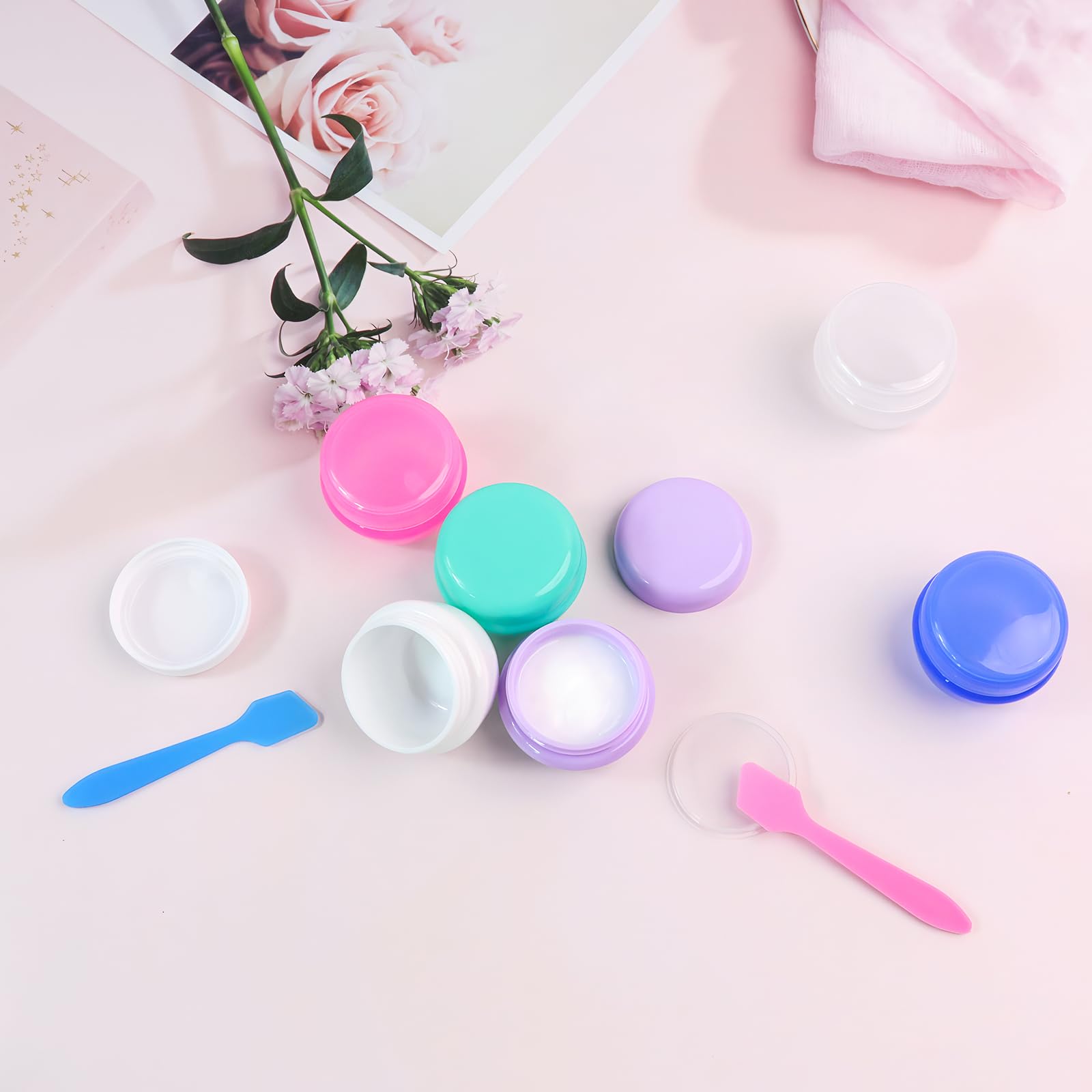 GAQWOK transparent 20ml jars clearly show contents while traveling