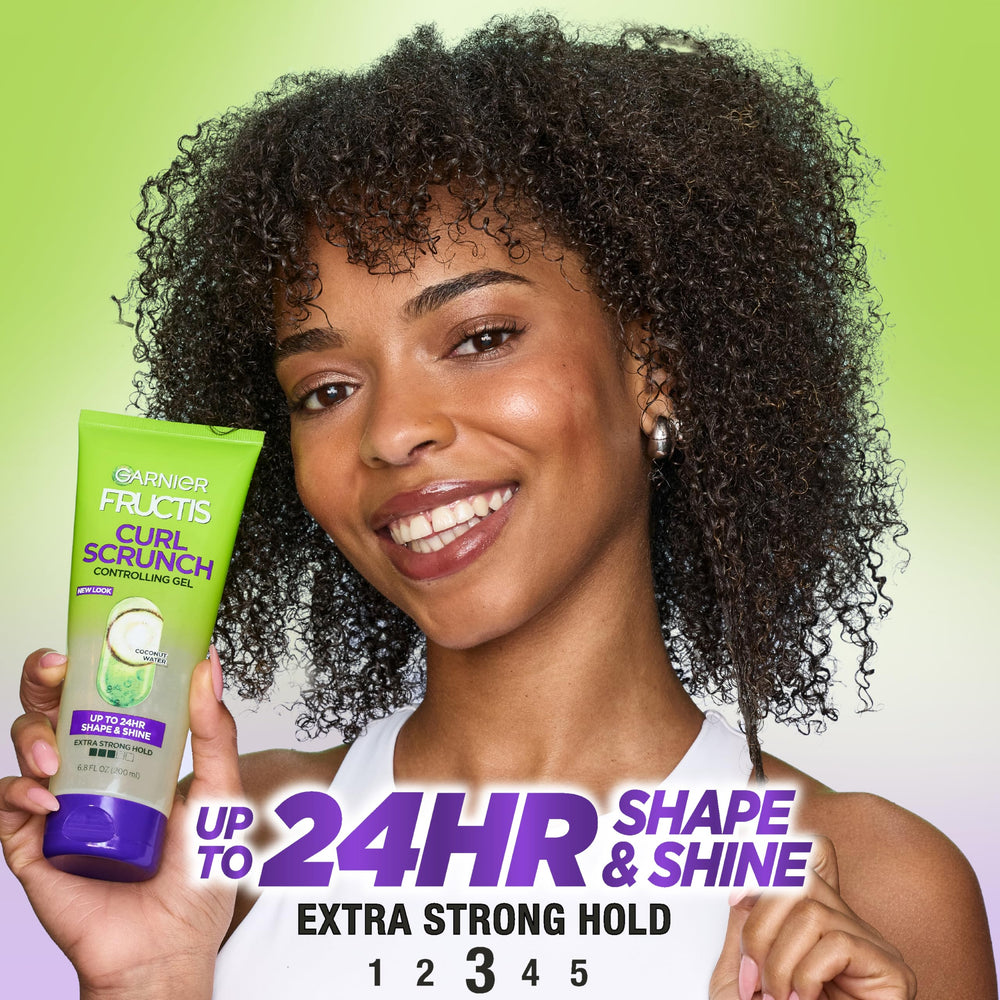 Rizos tras secado al aire con Garnier Fructis Style muestran brillo definido