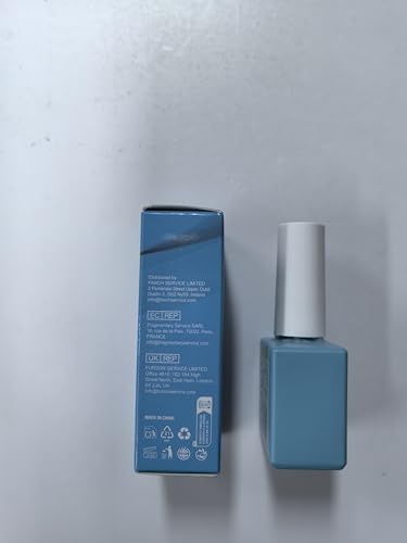 Gel Nail Polish Remover portable kit keeps nails refreshed anywhere.