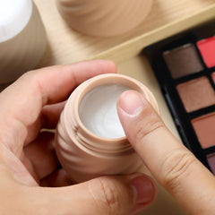 Gemice color-coded containers help you identify contents easily.