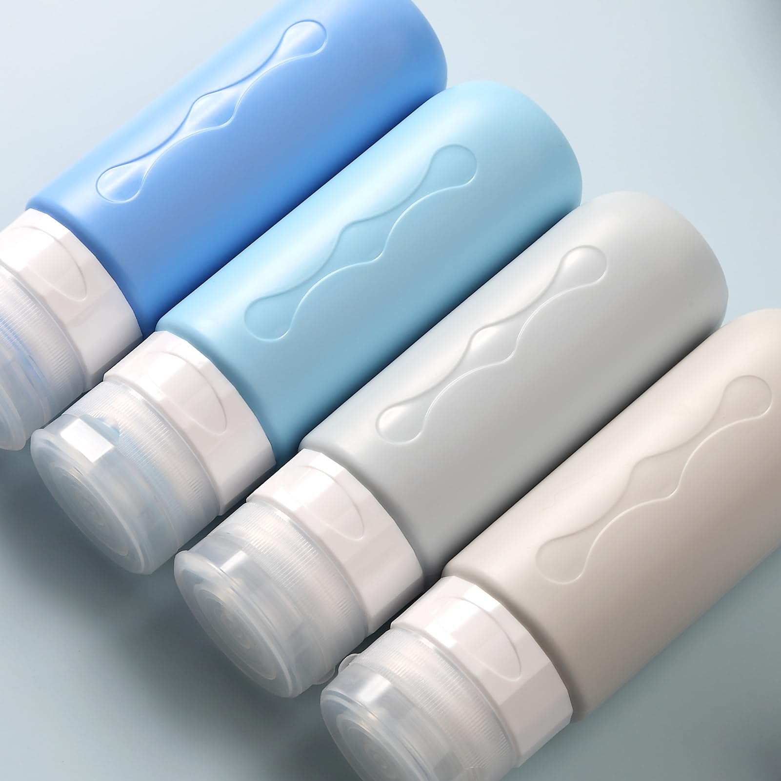 Gemice TSA-approved 3oz set fits carry-on liquids for quick trips.