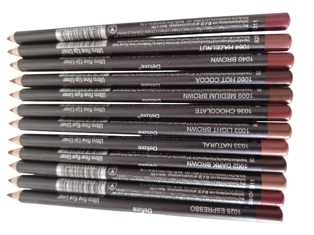 Set de 12 lápices delineadores en marrón de Generic, perfecto para looks diarios.