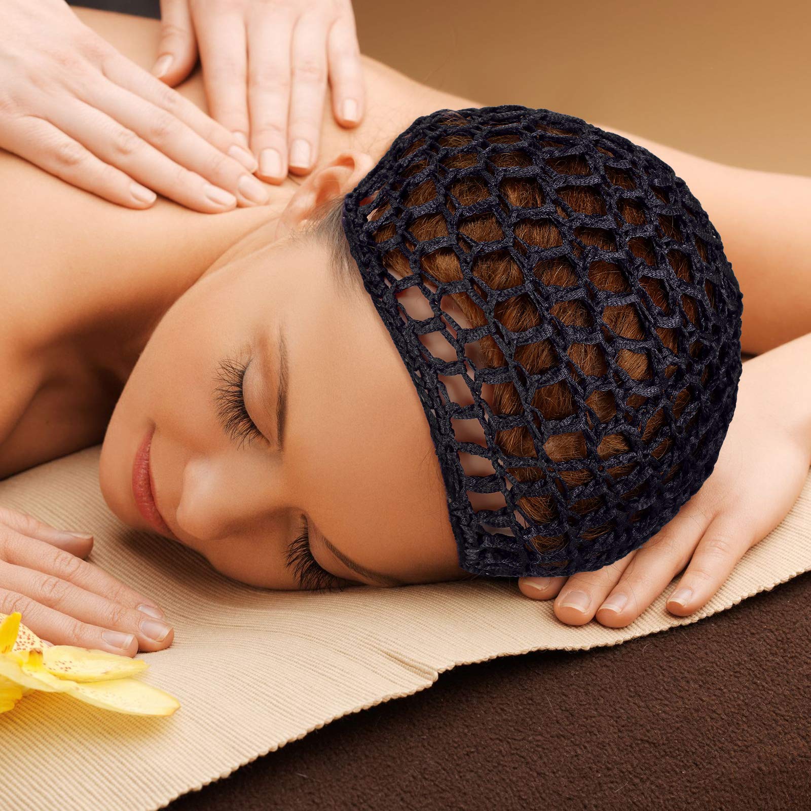 Geyoga night snood worn during sleep helps keep hair orderly.