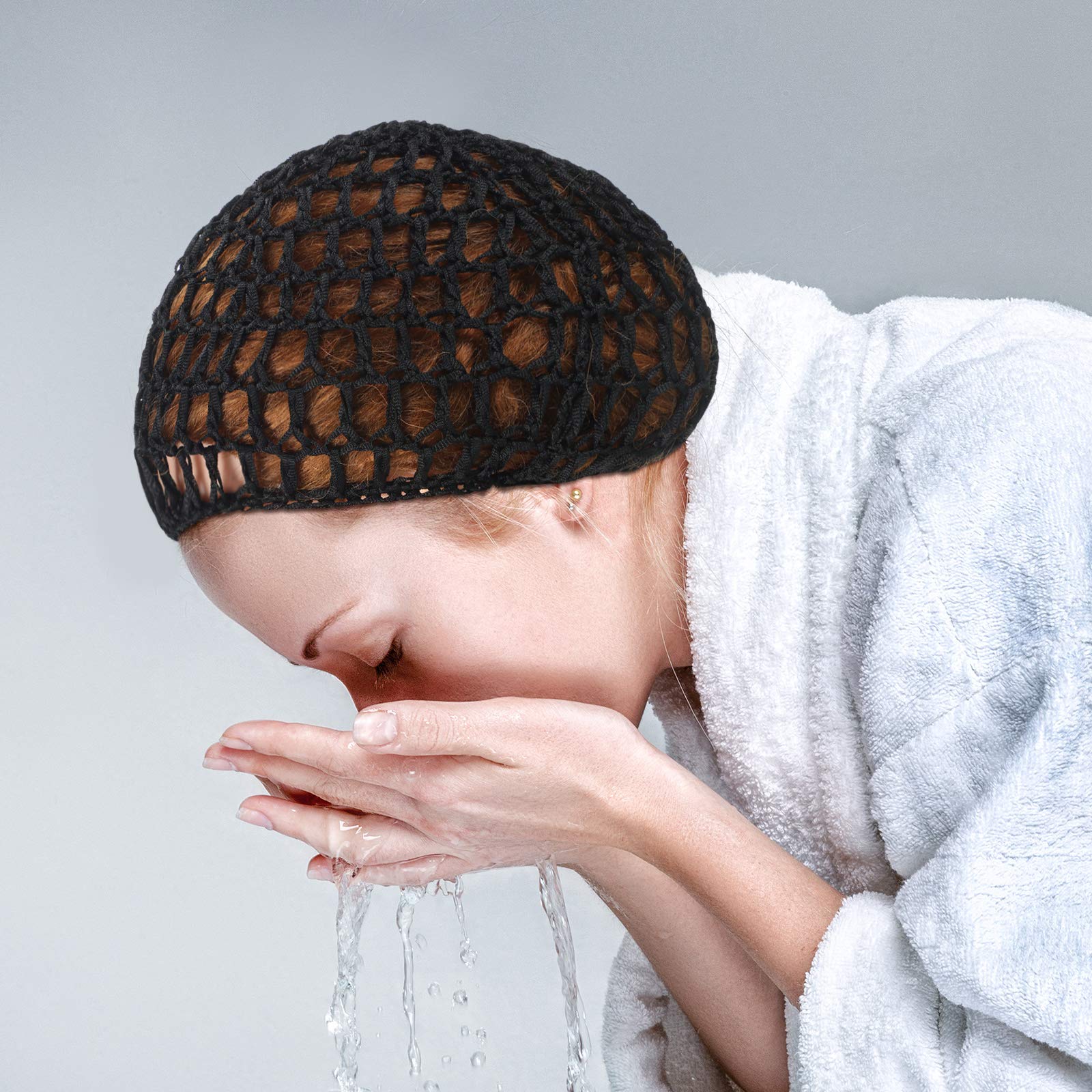 Geyoga soft-knit hairnet reduces scalp friction during routine activities.
