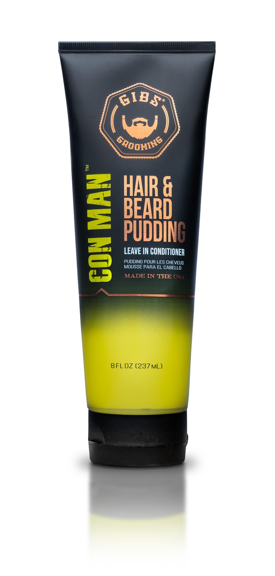 GIBS Con Man pudín para cabello y barba, vertido desde la botella para humectación.