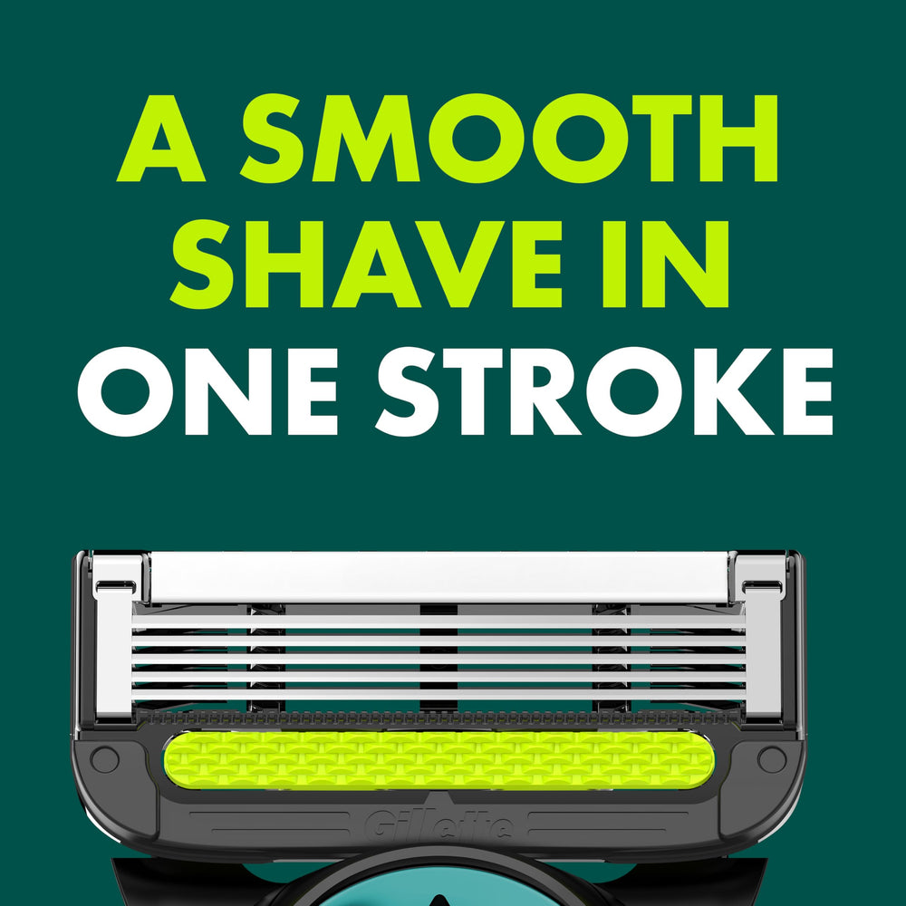 Gillette Labs Everglide Lubrastrip provides comfortable glide.