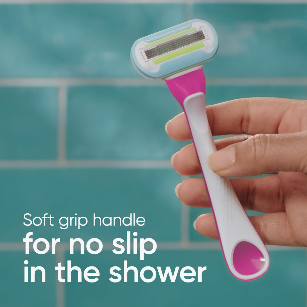 Blade coating detail on Gillette Venus Extra Smooth Green disposable razor