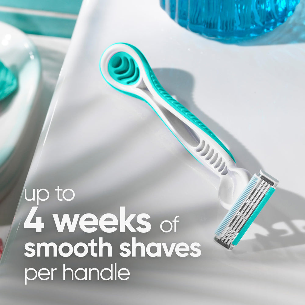 Gillette Venus Simply 3 Sensitive three blades close-up for virtually no missed hairs.