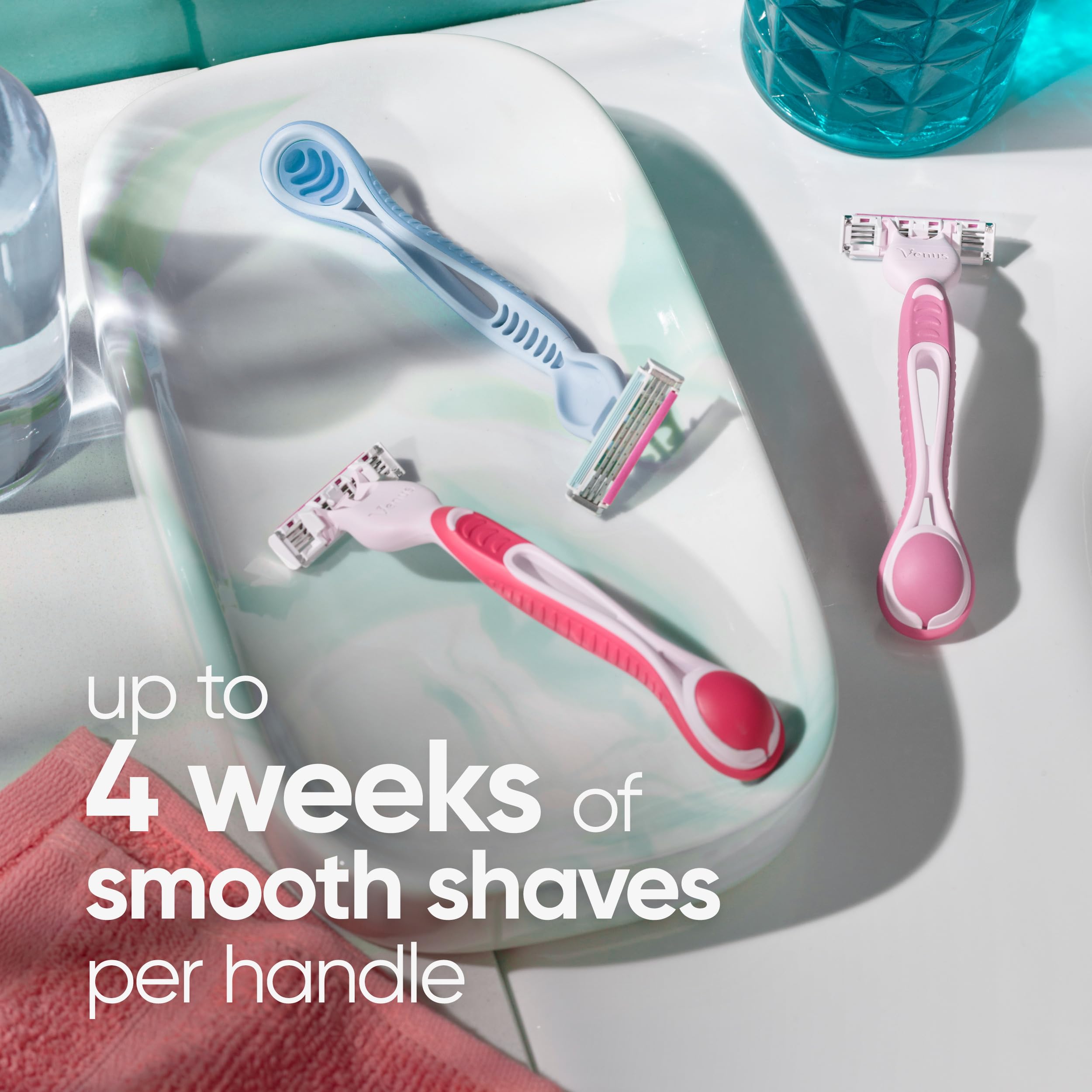 Gillette Venus Simply3 handle design emphasizes comfortable grip during shaving.