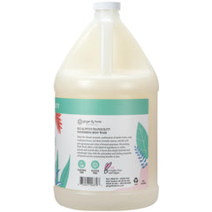 Ginger Lily Farms Botanicals Eucalyptus Tranquility lather reveals a rich, creamy foam for gentle cleansing.