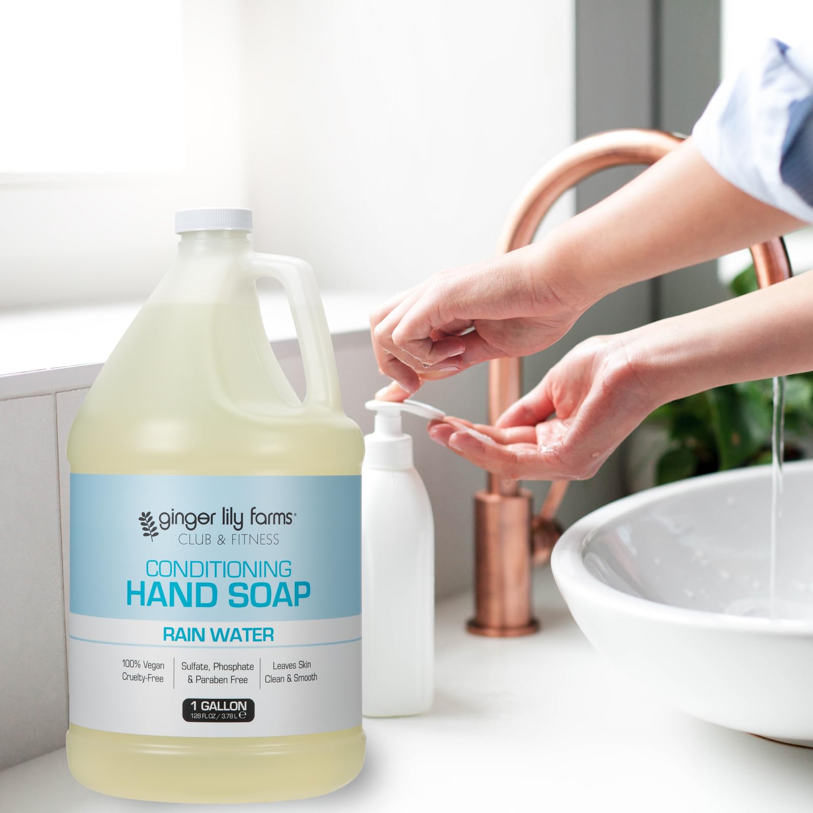 Jabón Ginger Lily Farms, uso en vestuarios, hoteles y spas, alto rendimiento.