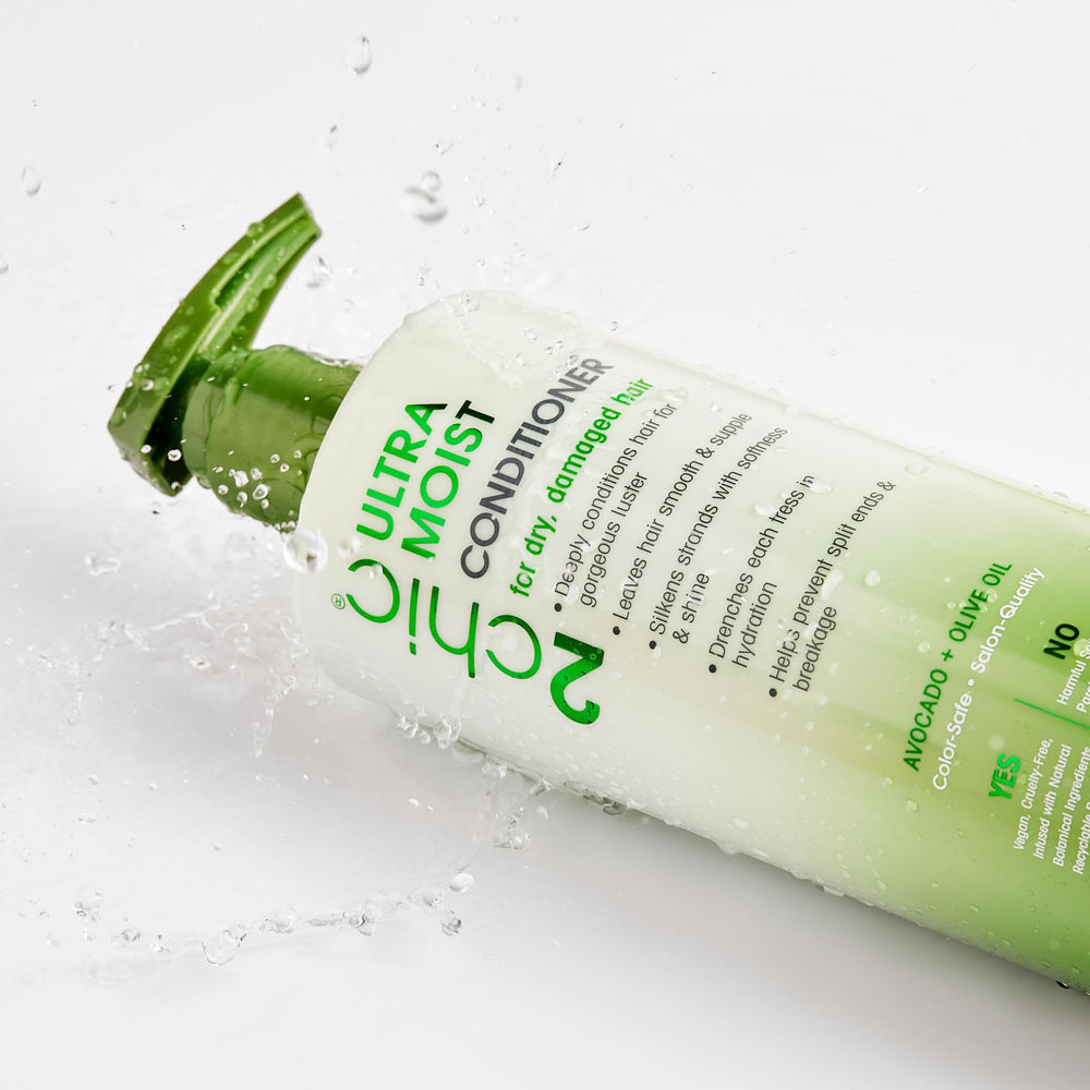 Giovanni 2Chic Ultra-Moist Olive Oil Conditioner Bottle provides lasting moisture and shine.