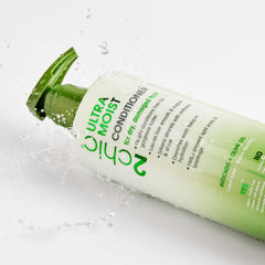 Giovanni 2Chic Ultra-Moist Olive Oil Conditioner Bottle provides lasting moisture and shine.