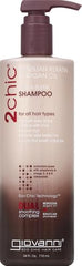 GIOVANNI 2chic Ultra-Sleek Shampoo, textura cremosa para una experiencia de lavado lujosa.