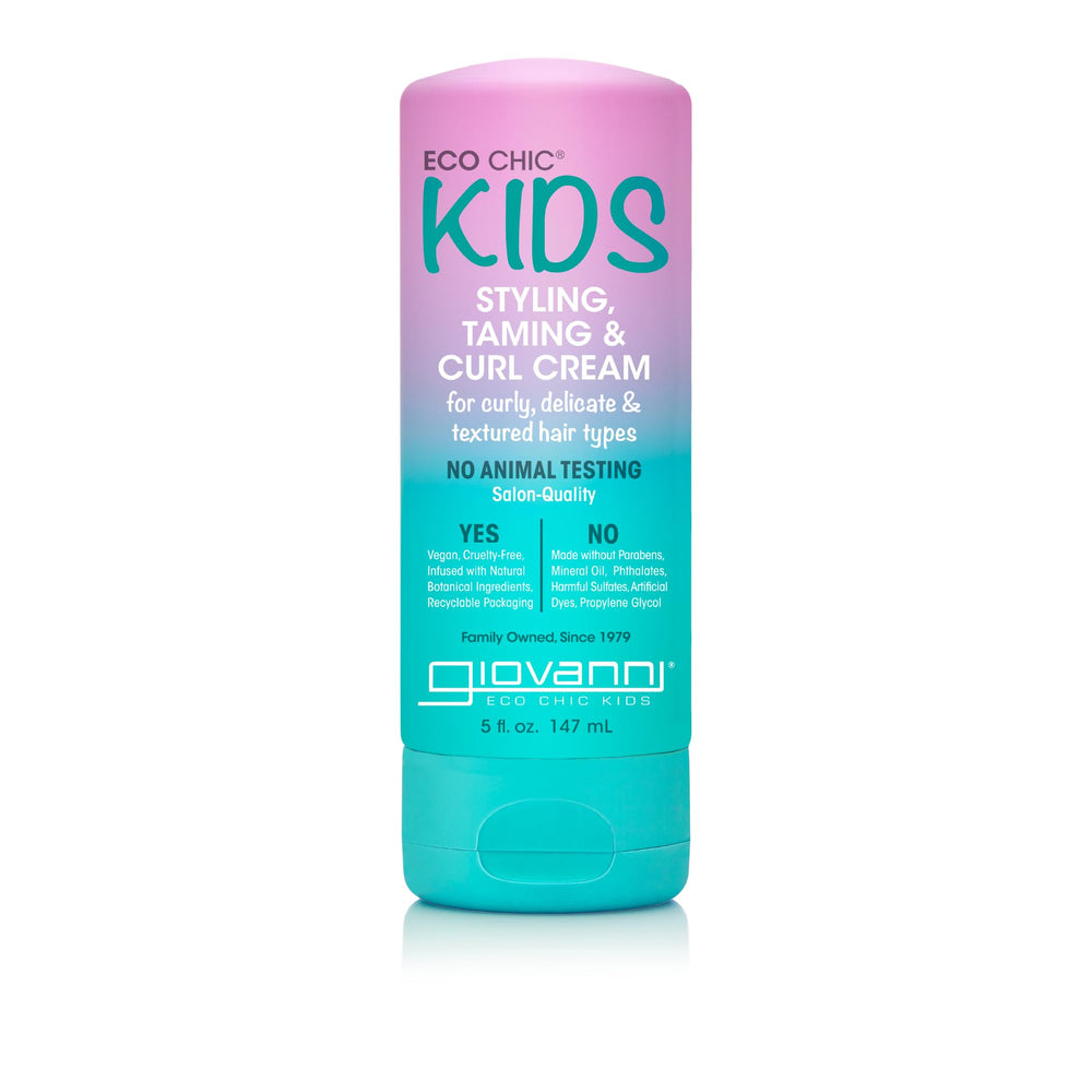 GIOVANNI Eco Chic para Niños: crema para rizos en envase, definición suave para el peinado diario.