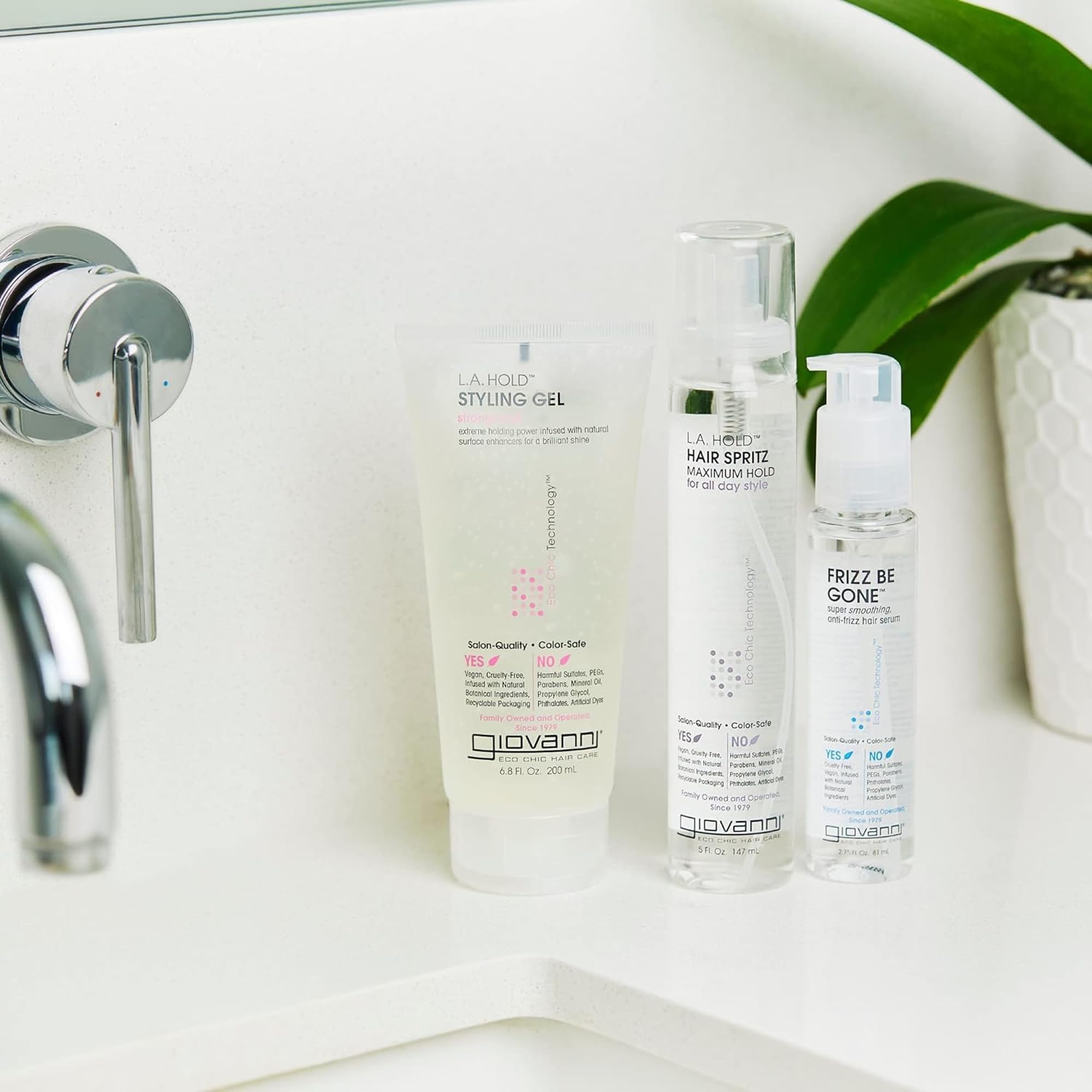 GIOVANNI La Hold styling gel on dry hair for sleek finish