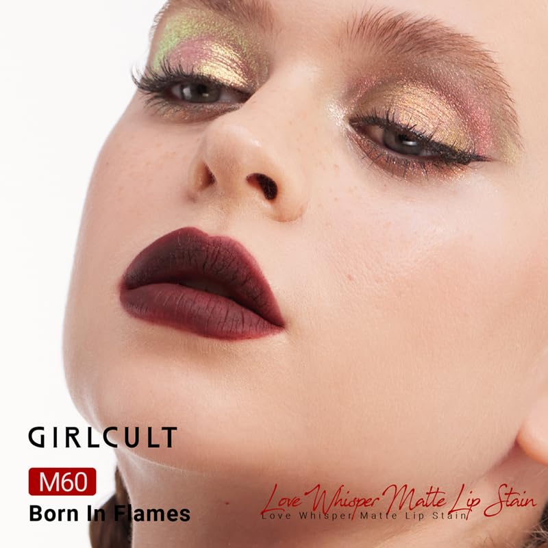 GIRLCULT Matte Lip Stain revela brillo microperla sin perder el mate.
