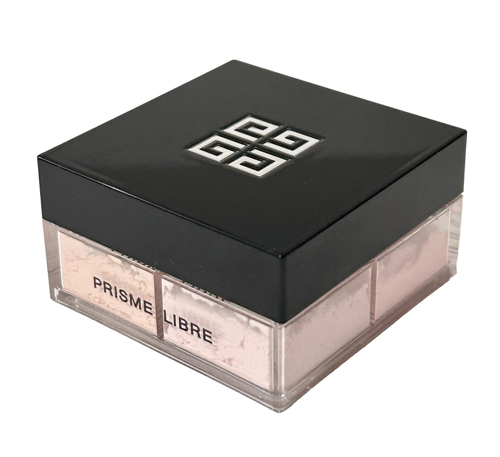 Detalle de textura de Givenchy Prisme Libre polvo suave y modulable.