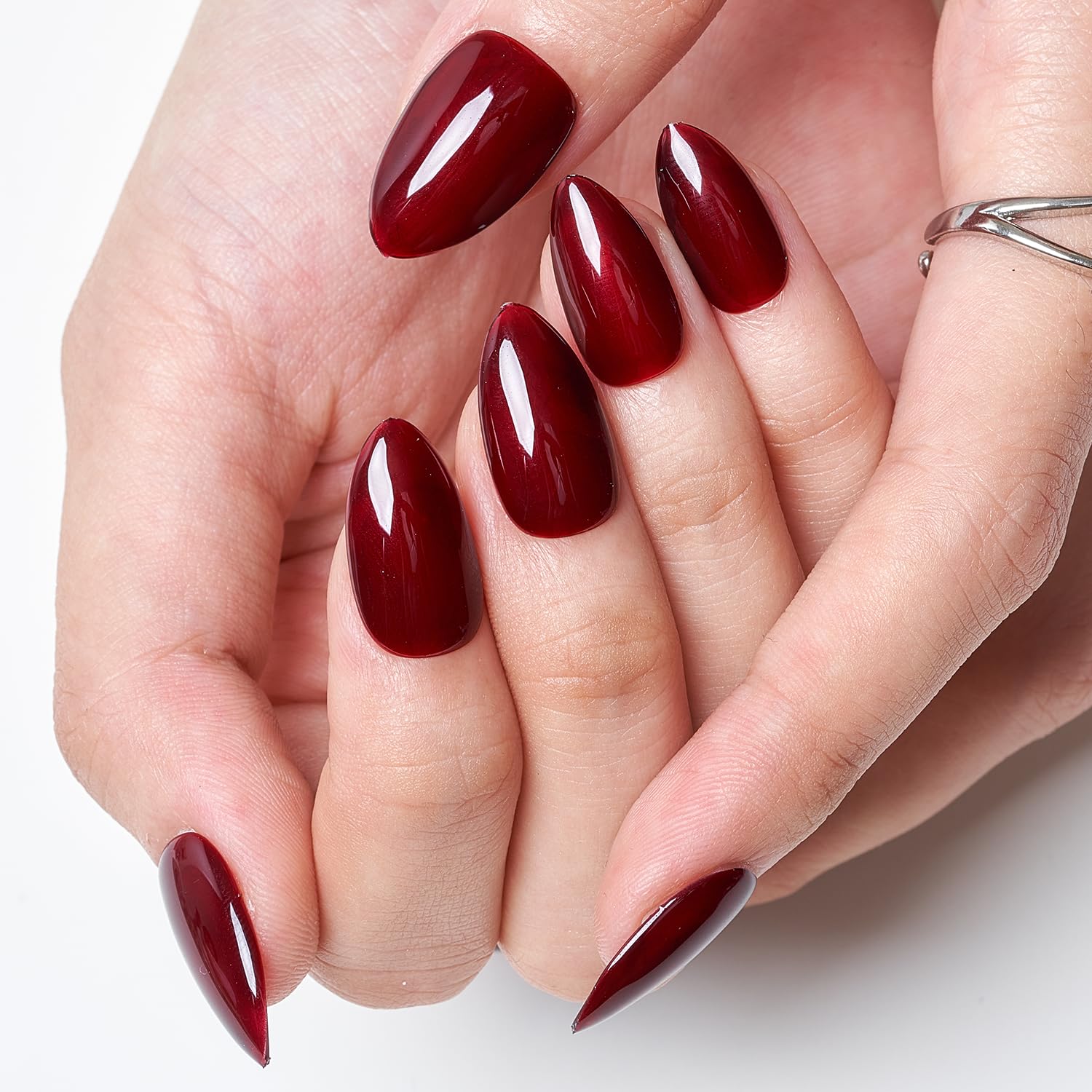 GLAMERMAID ready at home press-on nails for quick styling