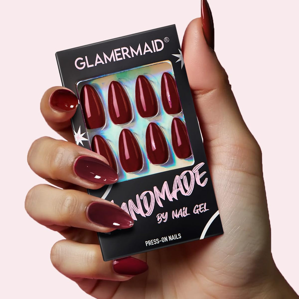 GLAMERMAID prep pad helps clean nails before application