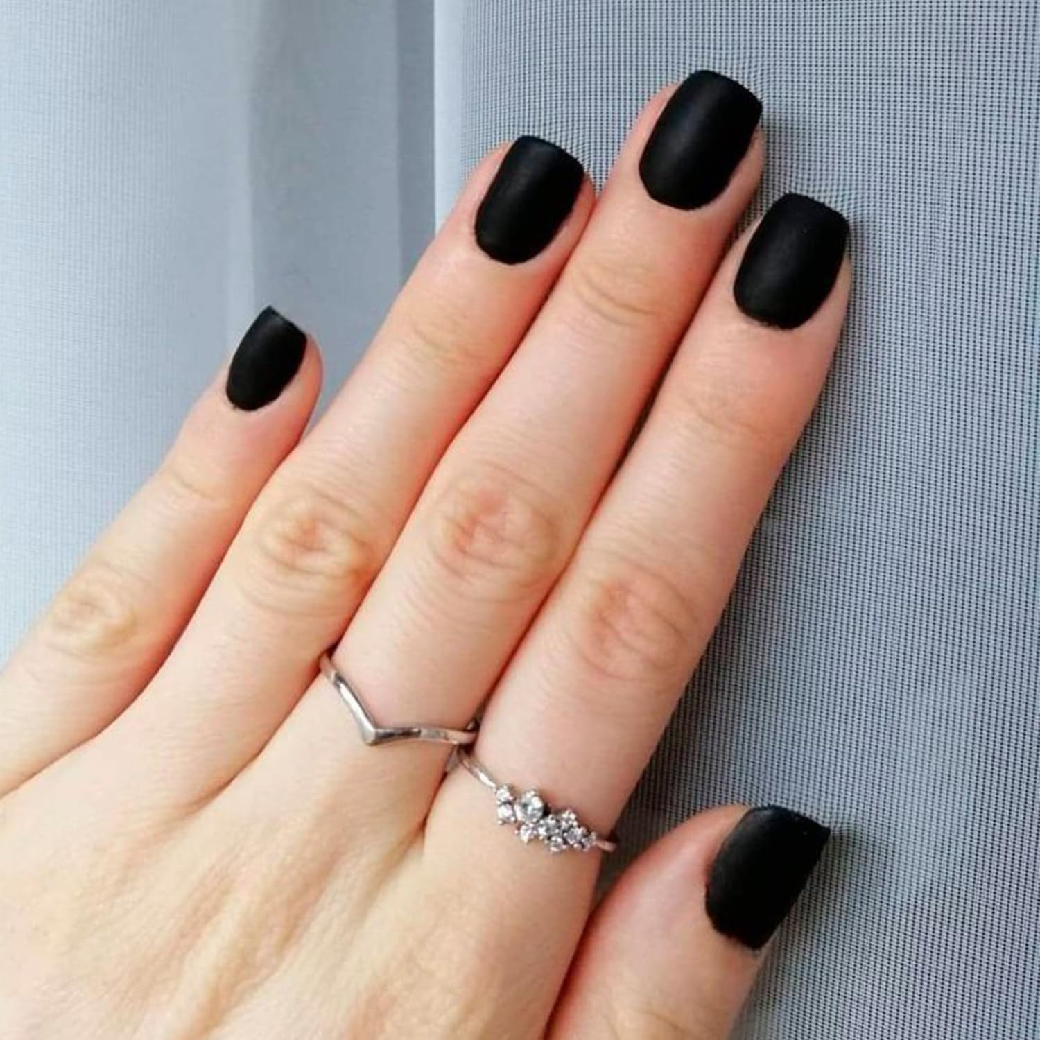 GLAMERMAID Velvet Black seguras para uñas naturales al retirar