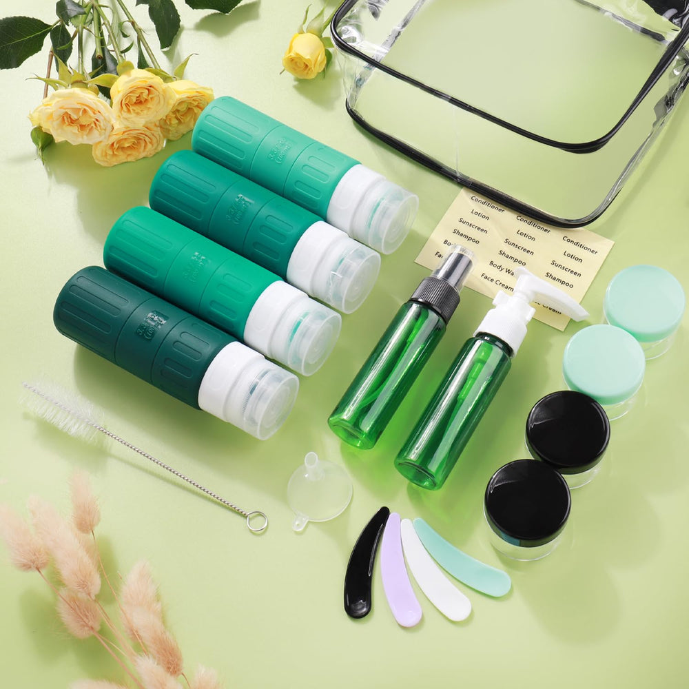 GLAMFIELDS cleaning brush for quick, thorough cleaning of silicone bottles.