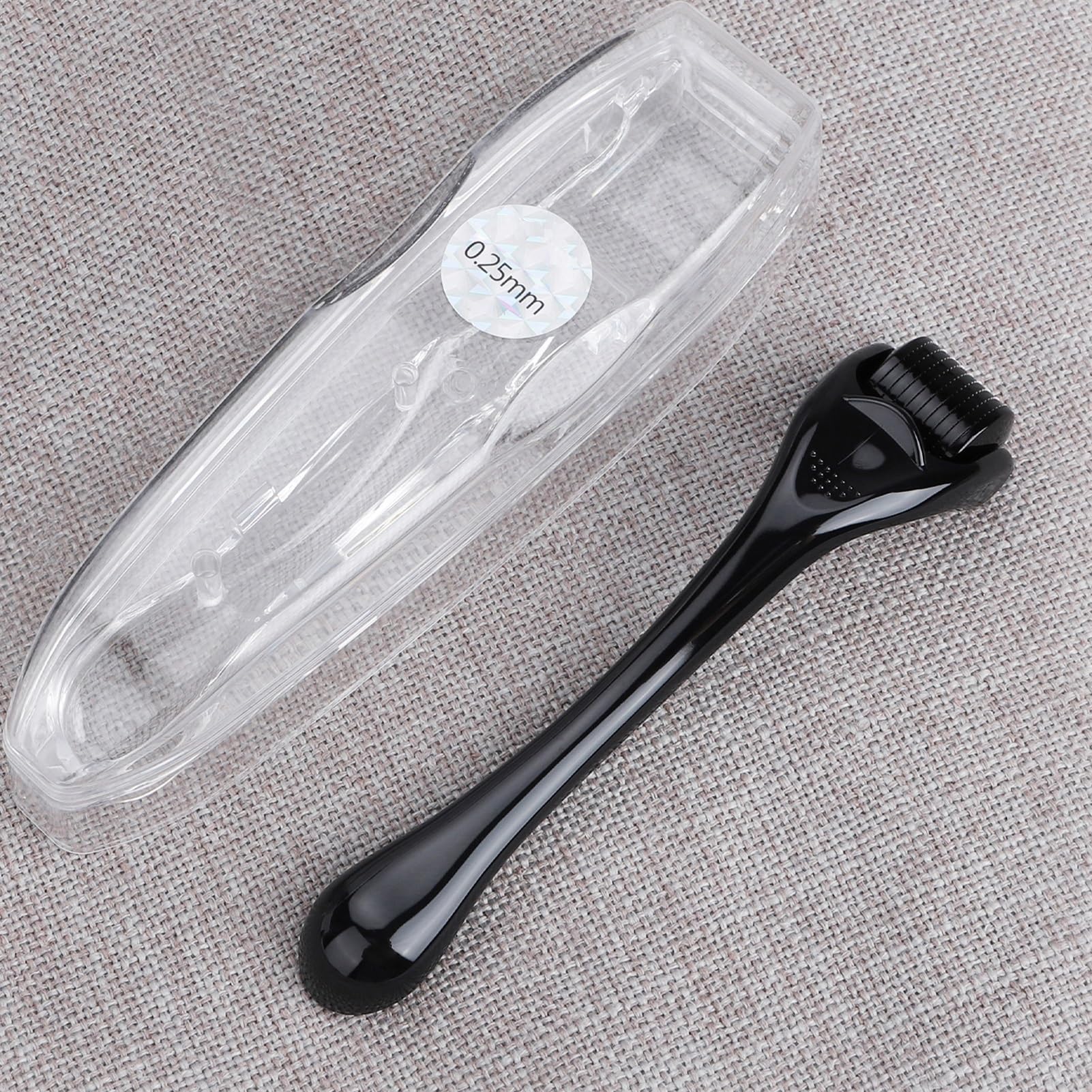 Glemme microneedle roller kit helps keep your routine organized.
