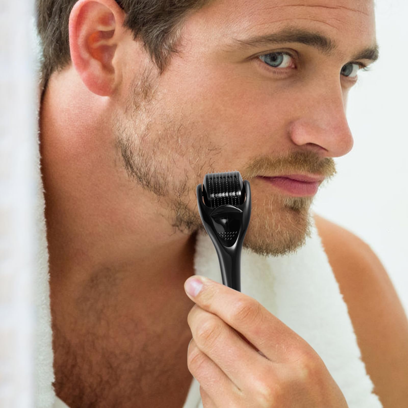Glemme microneedle derma roller for hair, compact and easy to hold.