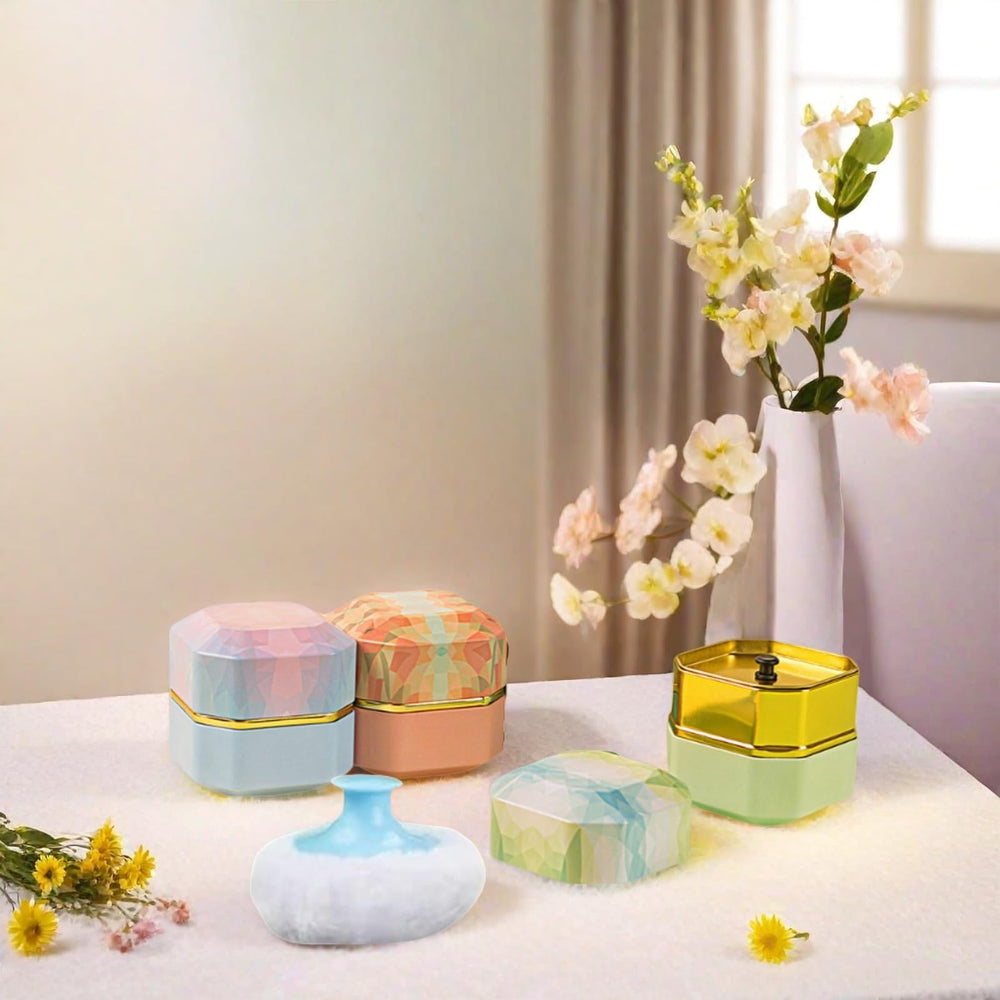 Multi-use powder puff container by Glooyoderr with puff