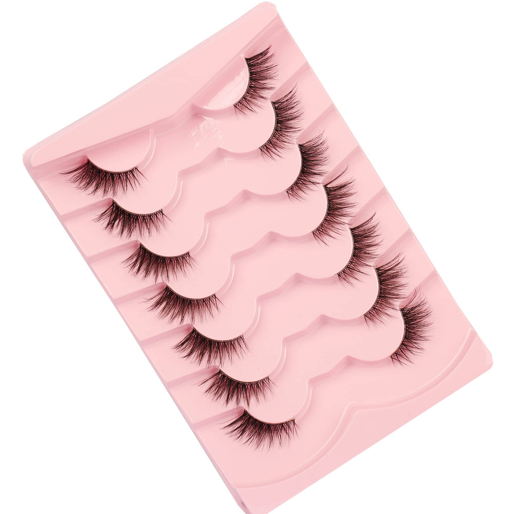 Gmagictobo clear lash band provides comfortable painless application.