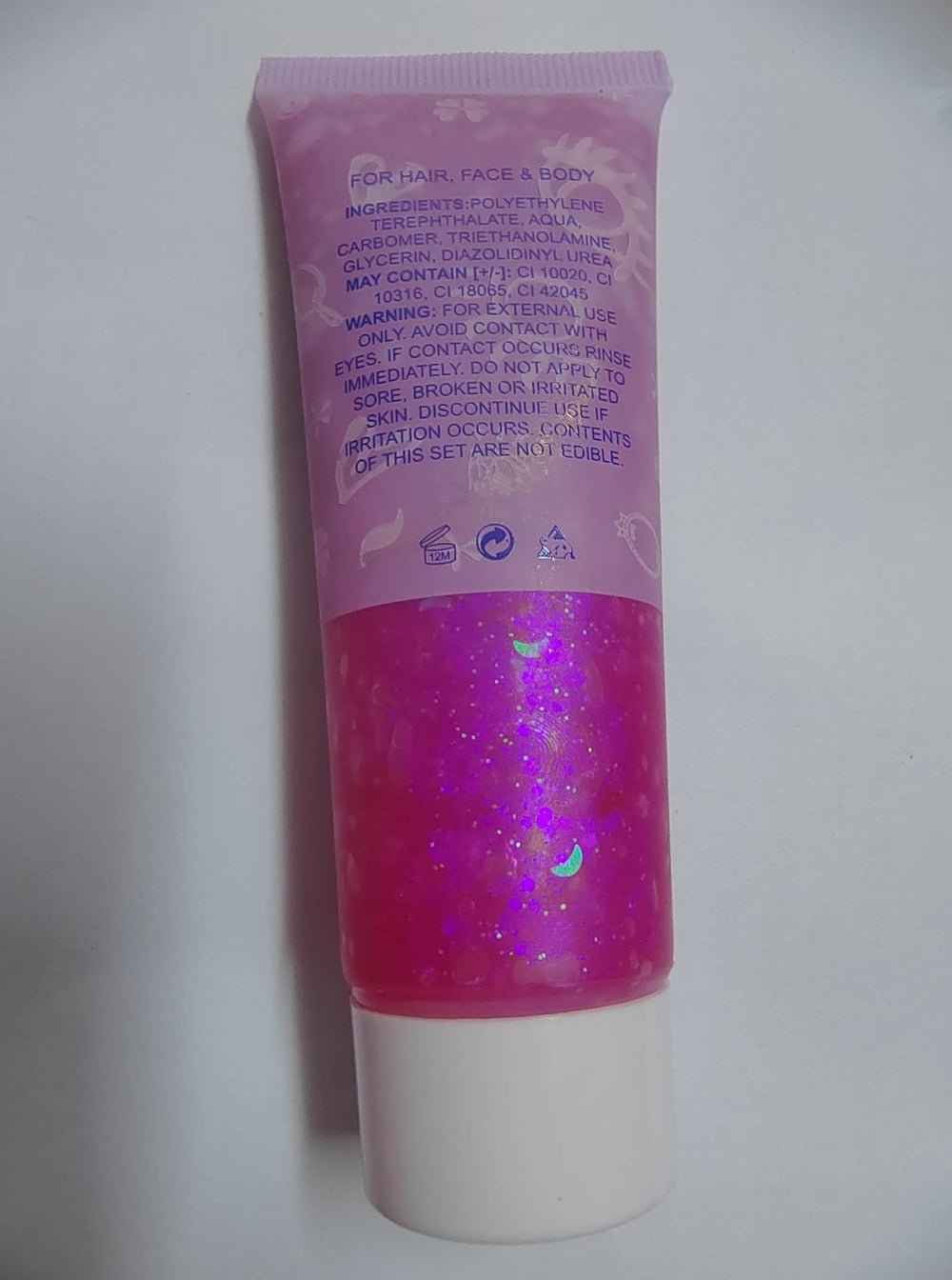Go Ho 52g pack ensures ample glitter for multiple looks.