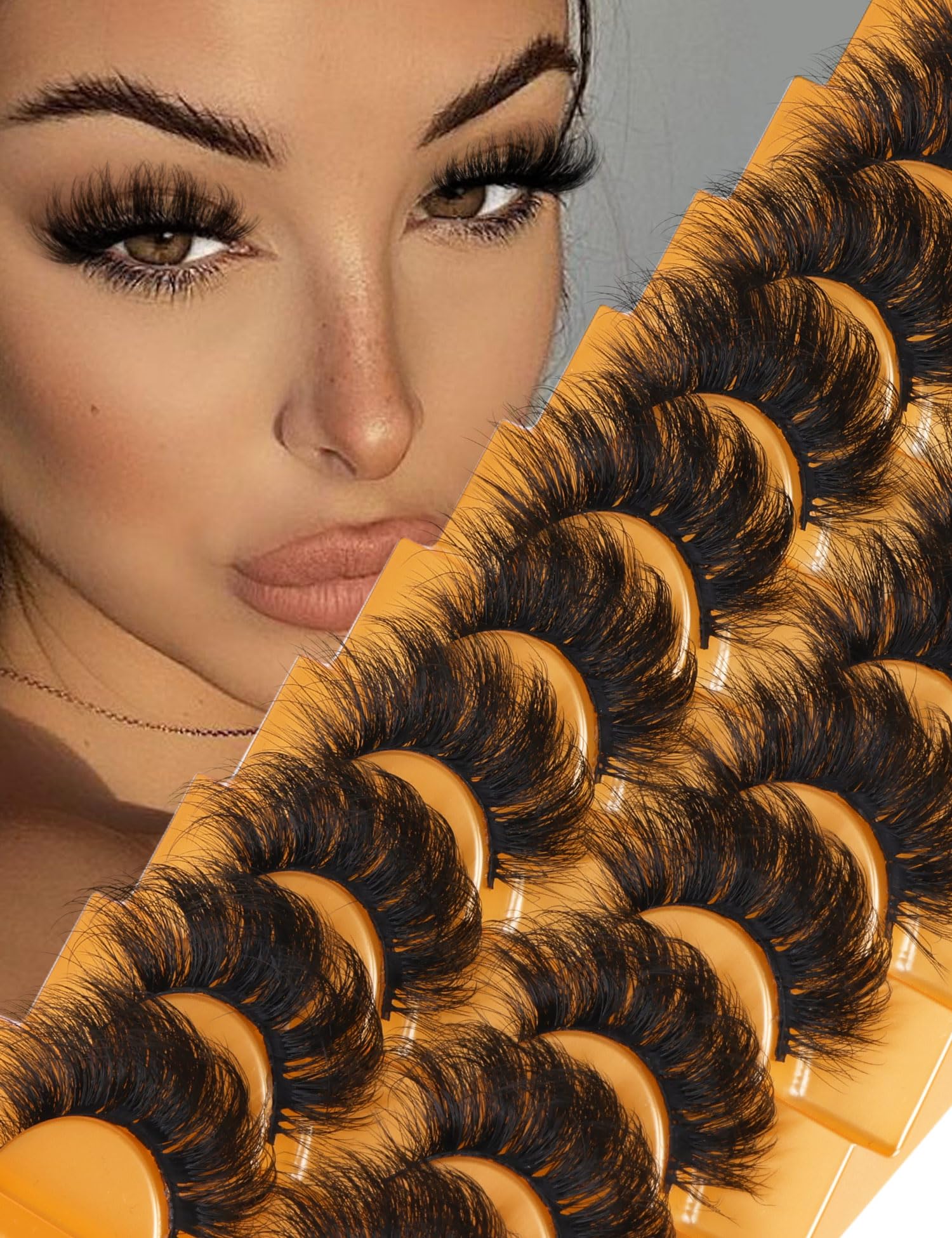 Goddvenus 8D lashes with fluffy 20mm length for a natural look.